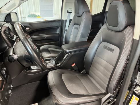 Used 2020 GMC Canyon All Terrain w/ All Terrain X Package AWD/4WD image 10