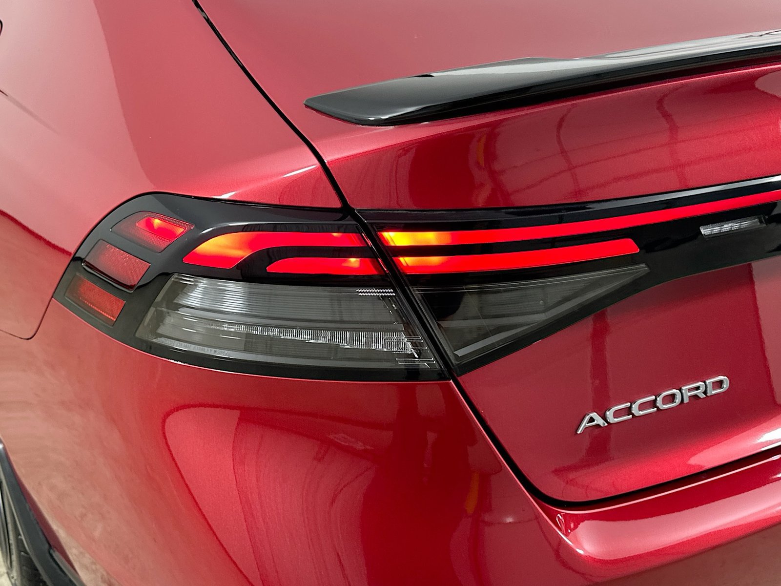 Used 2024 Honda Accord Sport image 12