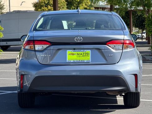 Used 2023 Toyota Corolla LE FWD image 12