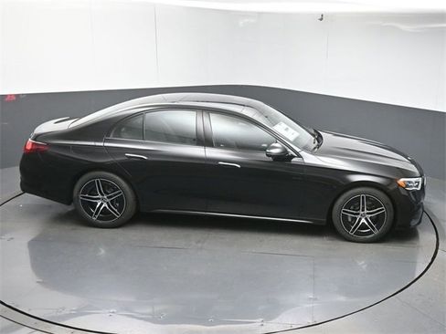 New 2026 Mercedes-Benz E 450 4MATIC Sedan image 49