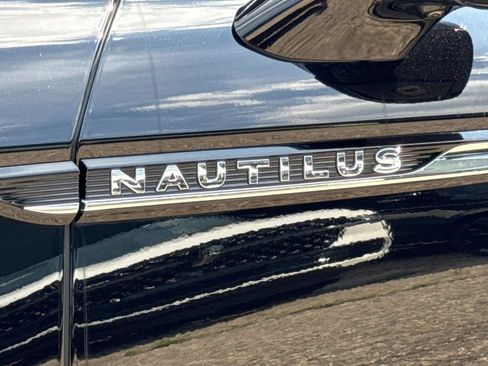 Certified 2023 Lincoln Nautilus Reserve w/ Equipment Group 201A AWD/4WD image 10