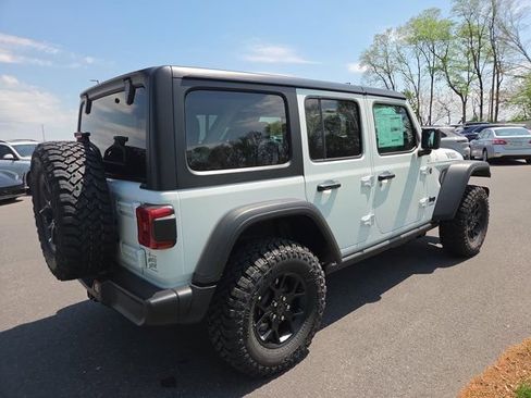 Used 2026 Jeep Wrangler Unlimited Sport AWD/4WD image 18