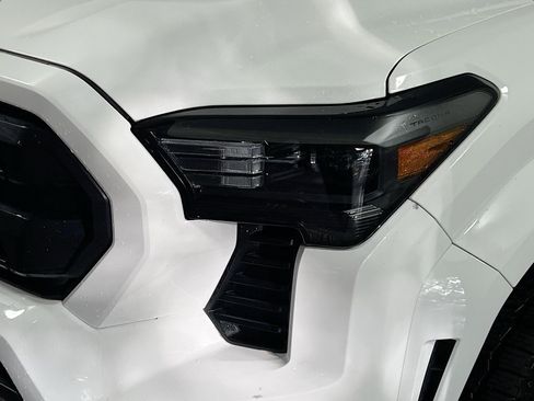 Used 2025 Toyota Tacoma SR5 image 11