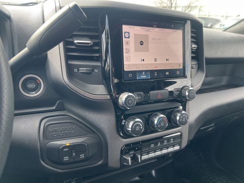 New 2026 RAM 2500 Tradesman w/ Chrome Appearance Group AWD/4WD image 24