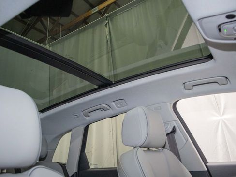 Used 2023 Audi Q5 2.0T Prestige AWD/4WD image 18