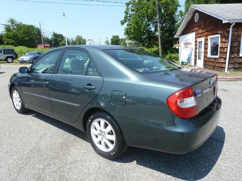 Used 2003 Toyota Camry XLE w/ XLE Premium Plus Pkg FWD image 7