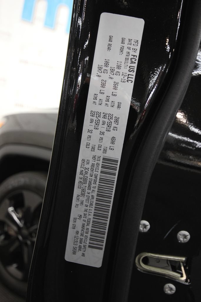 Used 2020 Jeep Compass Latitude AWD/4WD image 28