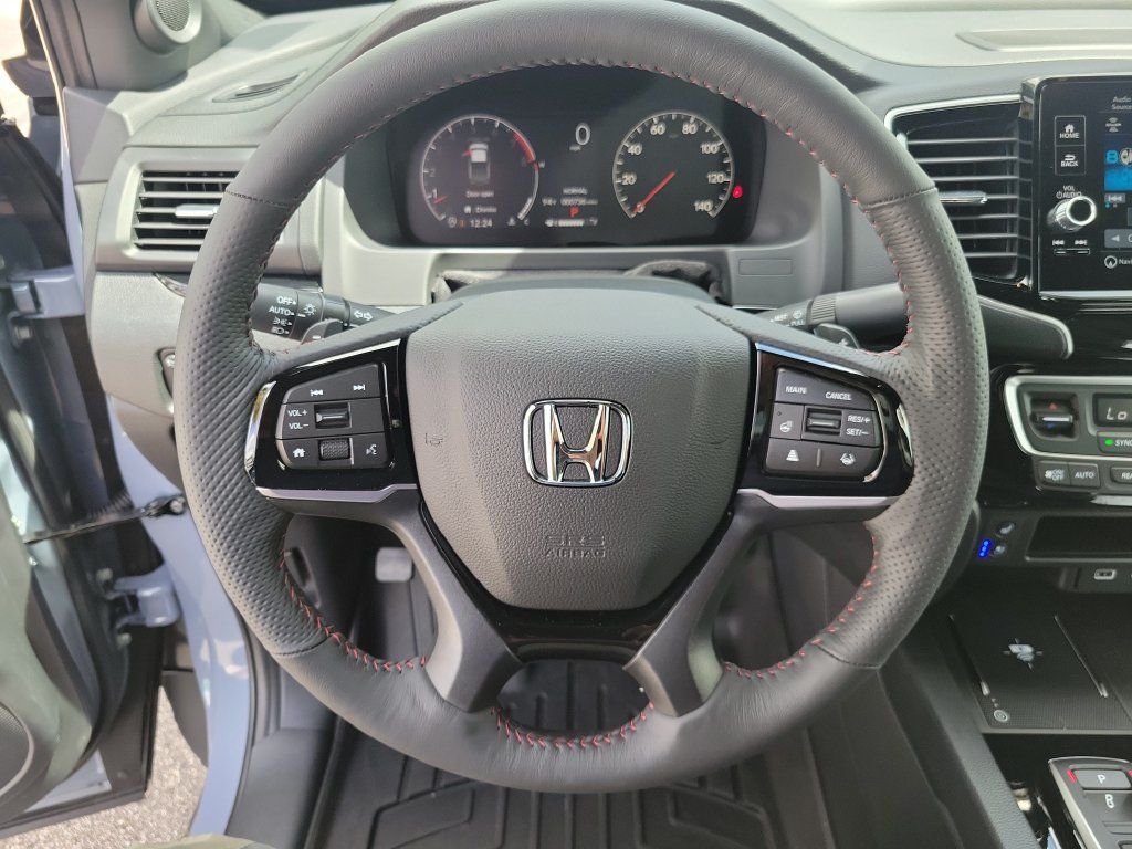 Certified 2026 Honda Ridgeline Black Edition image 24