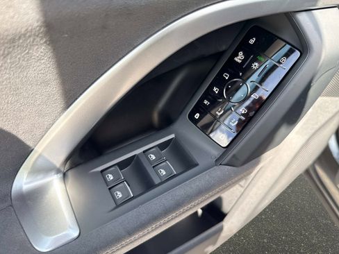 New 2026 Audi SQ5 Premium Plus AWD/4WD image 17