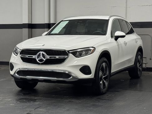 Certified 2023 Mercedes-Benz GLC 300 GLC 300 image 7