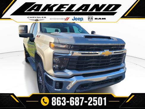 Used 2024 Chevrolet Silverado 2500 LT AWD/4WD image 1