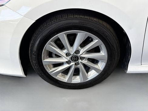 Used 2022 Toyota Camry LE FWD image 37
