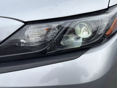Used 2022 Toyota Camry SE w/ TRD Appearance Package (TMS) FWD image 36