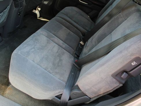 Used 2005 Honda Pilot EX image 31