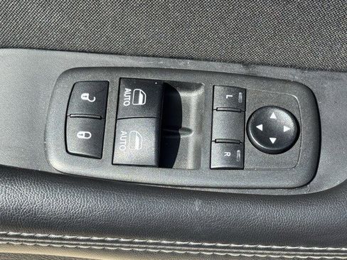 Certified 2018 Dodge Challenger SXT image 11