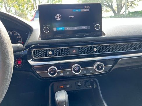 Used 2023 Honda Civic LX image 7