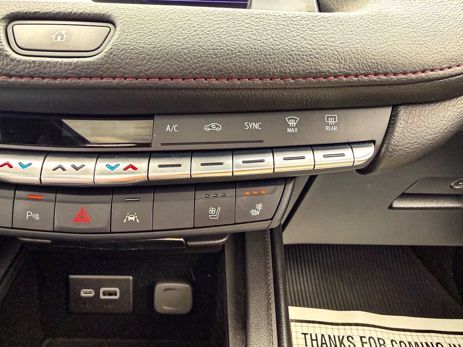 Used 2023 Cadillac XT4 Sport AWD/4WD image 39