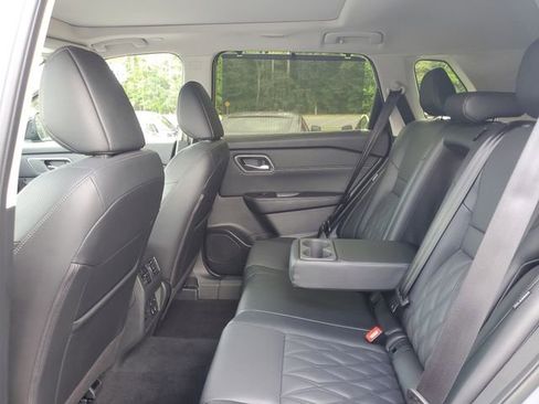 Used 2026 Nissan Rogue Platinum w/ Tech Package AWD/4WD image 10