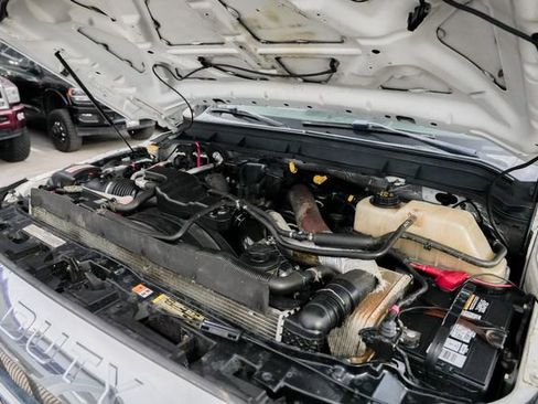 Used 2012 Ford F250 Lariat w/ Lariat Interior Pkg image 29