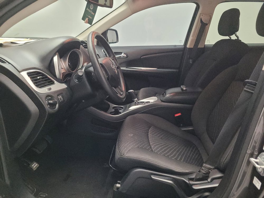 Used 2018 Dodge Journey SE w/ Mopar All Weather Group FWD image 17