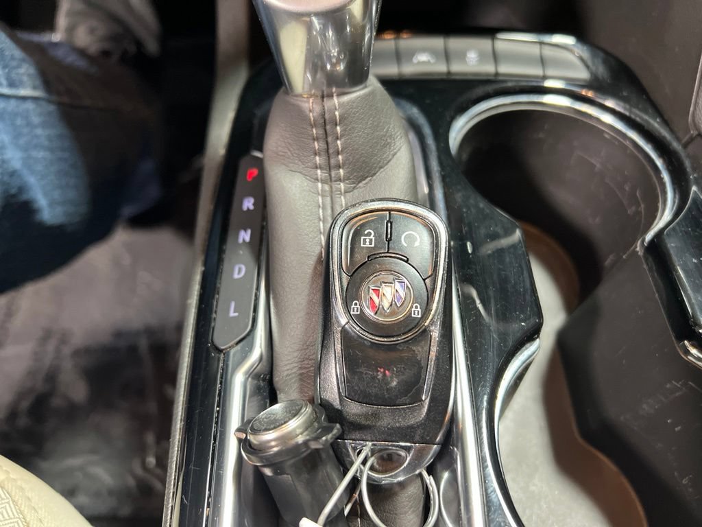 Used 2023 Buick Encore GX Preferred w/ Cold Weather Comfort Package FWD image 34