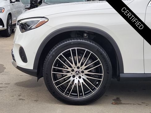 Certified 2025 Mercedes-Benz GLC 300 image 10