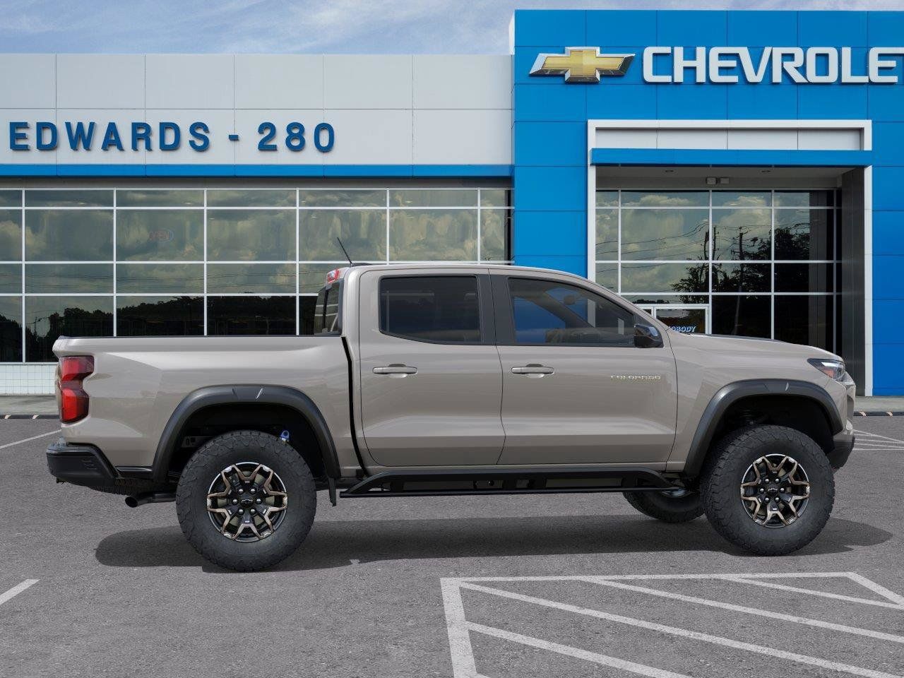 New 2026 Chevrolet Colorado ZR2 w/ Technology Package AWD/4WD image 5