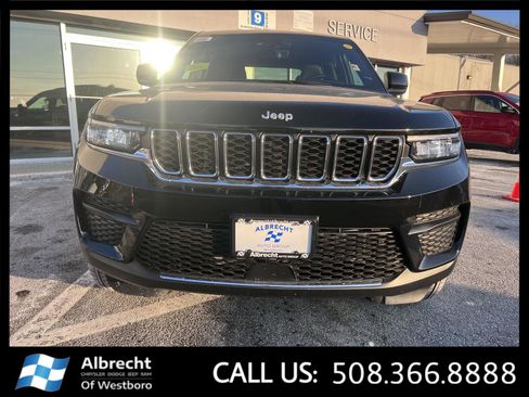 New 2025 Jeep Grand Cherokee Laredo X image 8