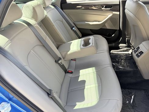 Used 2018 Hyundai Sonata Limited FWD image 13