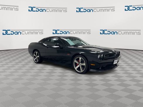 Used 2013 Dodge Challenger SRT8 RWD image 2