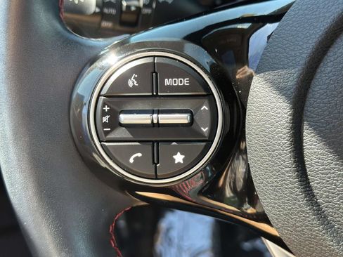 Used 2024 Kia Soul GT-Line w/ Option Group 020 FWD image 17