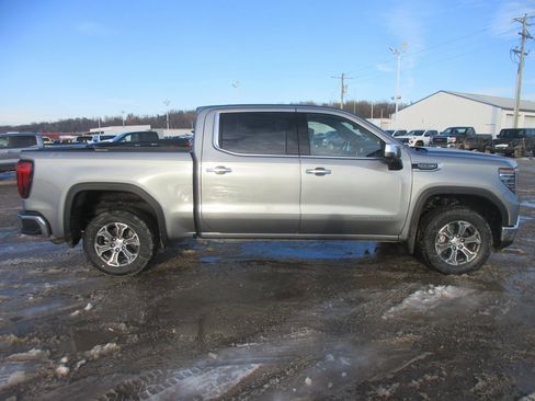 New 2026 GMC Sierra 1500 SLT w/ SLT Convenience Package image 3