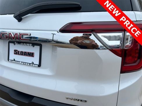 Used 2023 GMC Acadia SLT w/ Technology Package image 23