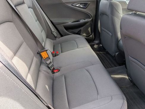 Used 2017 Chevrolet Malibu LS image 28