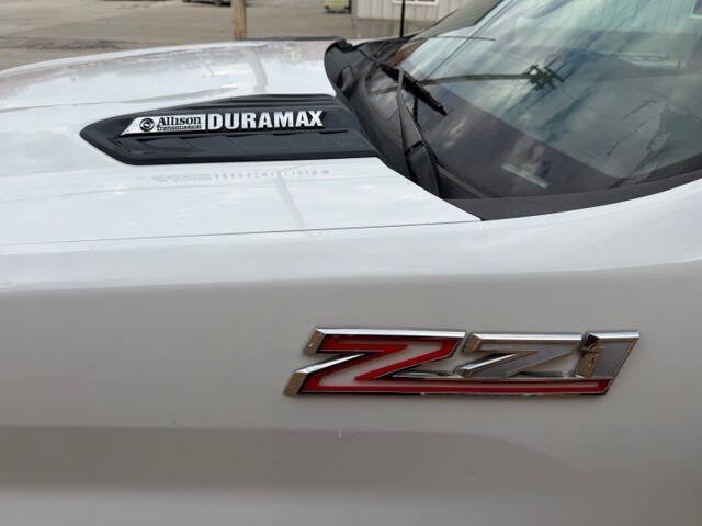 Used 2023 Chevrolet Silverado 2500 LT AWD/4WD image 8