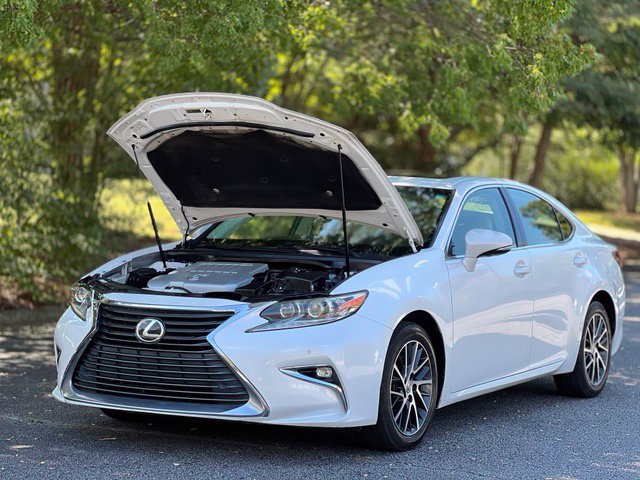 Used 2016 Lexus ES 350 w/ Luxury Package w/Wood Trim FWD image 42