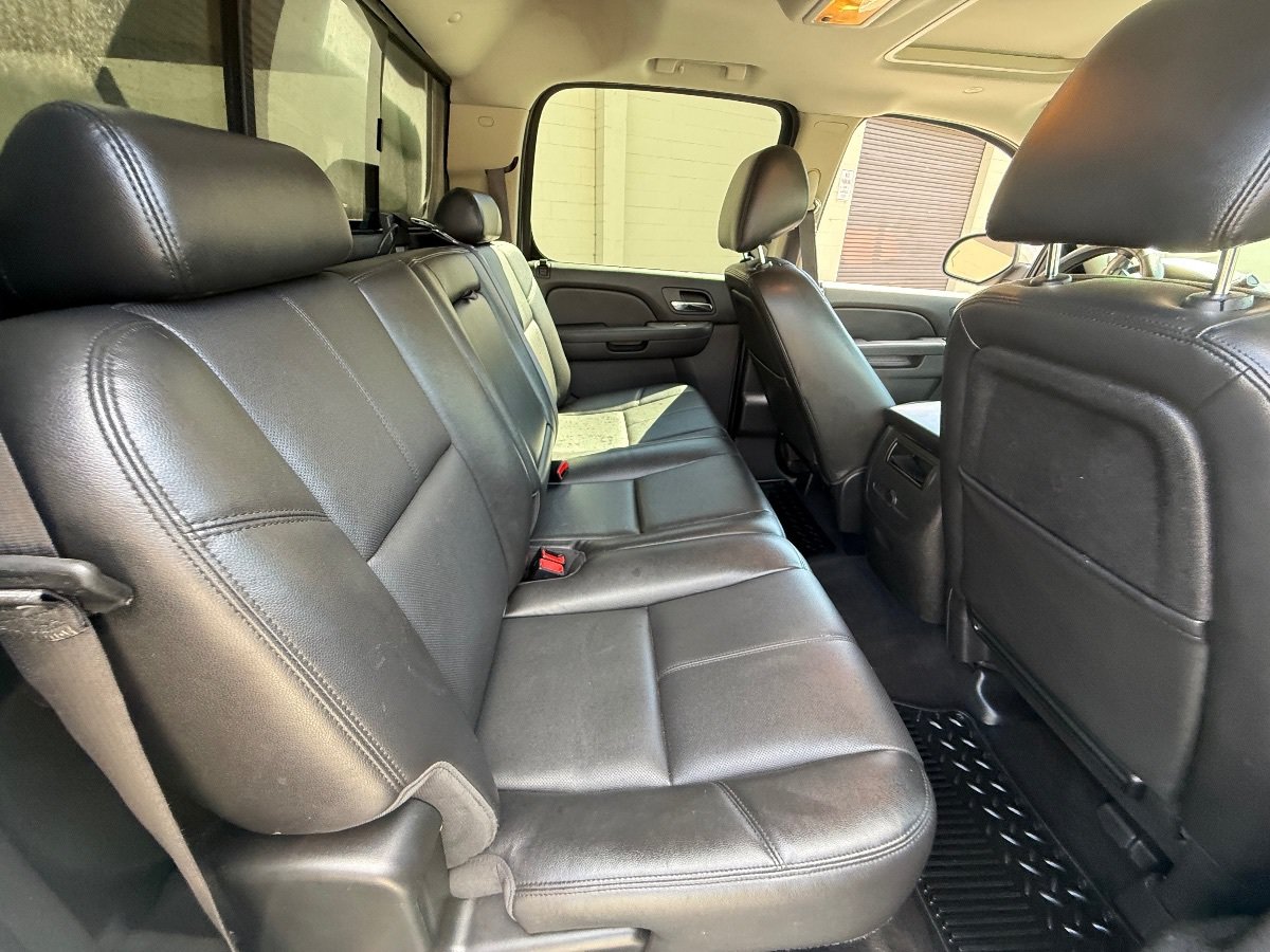 Used 2013 Chevrolet Silverado 1500 LTZ RWD image 19