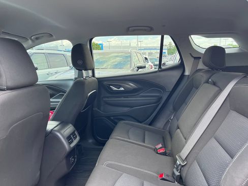 Used 2022 GMC Terrain SLE w/ Elevation Edition FWD image 17