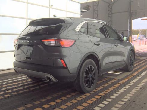 Used 2022 Ford Escape SE w/ Convenience Package AWD/4WD image 5