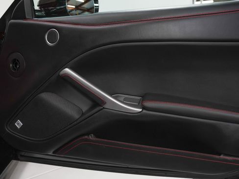 Used 2016 Ferrari F12 Berlinetta image 33