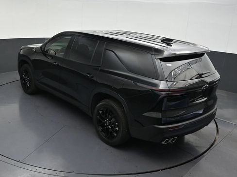 Used 2024 Chevrolet Traverse LS w/ Midnight/Sport Edition FWD image 17