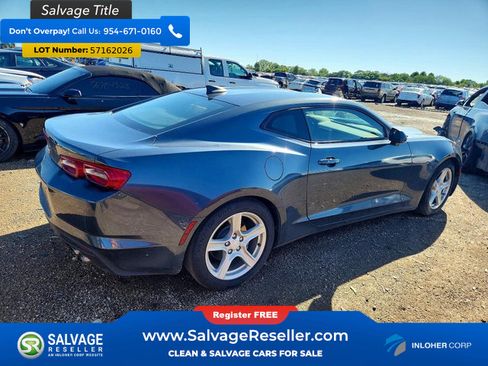 Used 2020 Chevrolet Camaro LT RWD image 4