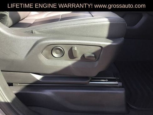 Used 2024 Chevrolet Silverado 2500 LTZ w/ LTZ Convenience Package AWD/4WD image 40