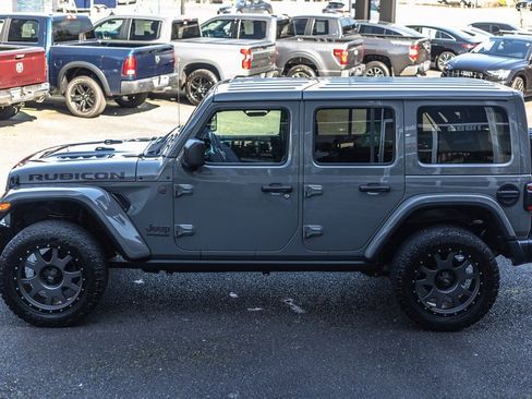 Used 2021 Jeep Wrangler Unlimited Rubicon w/ Uconnect 4C Nav & Sound Group image 12