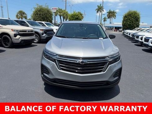 Used 2023 Chevrolet Equinox LS w/ LS Convenience Package FWD image 2