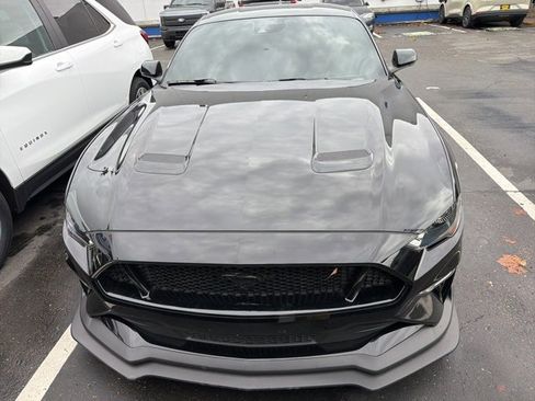 Used 2022 Ford Mustang GT Premium w/ Equipment Group 401A image 2
