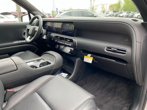 Certified 2026 Hyundai Palisade Calligraphy FWD image 40