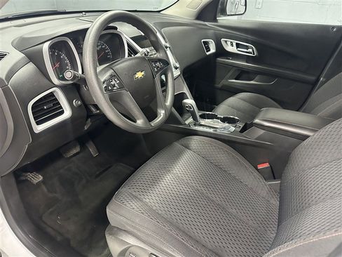 Used 2014 Chevrolet Equinox LS FWD image 2