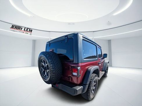 Used 2021 Jeep Wrangler Rubicon AWD/4WD image 3