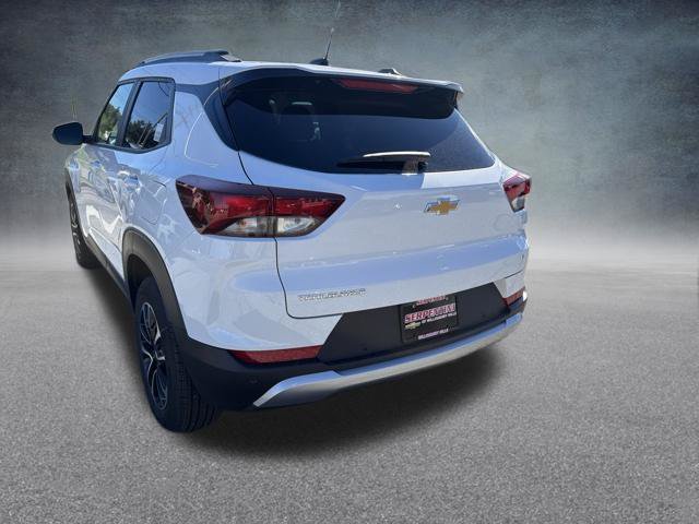 New 2026 Chevrolet TrailBlazer LT w/ Convenience Package FWD image 9
